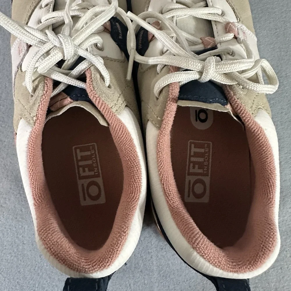 Oboz Emma Low Hiking Shoes Suede Tan Blue Outdoors Sporty Women's Size 8.5